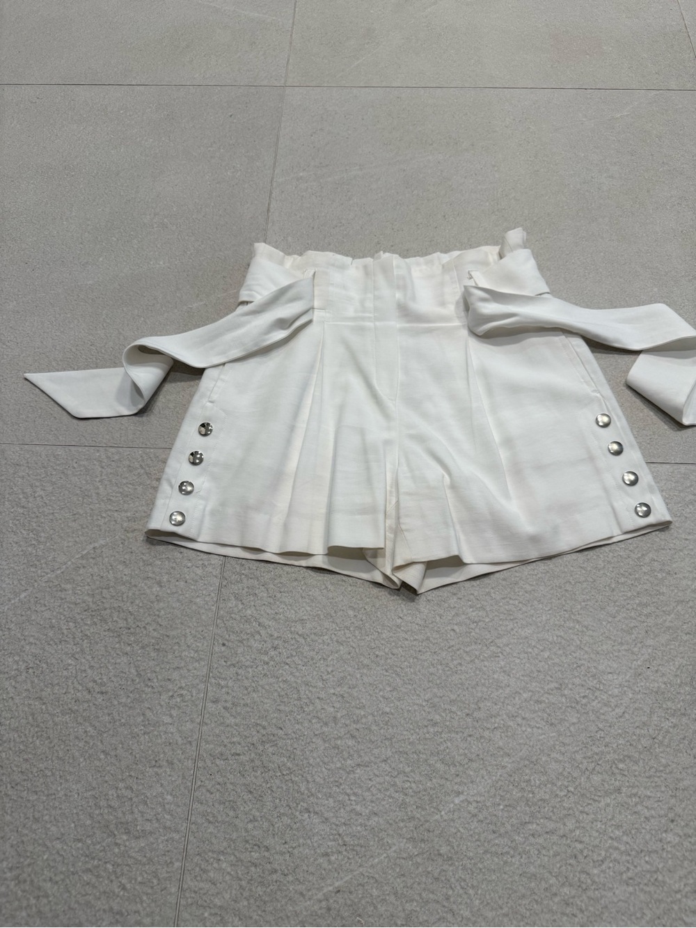Dynamite White High-Waist Pleated Shorts with Side Buttons